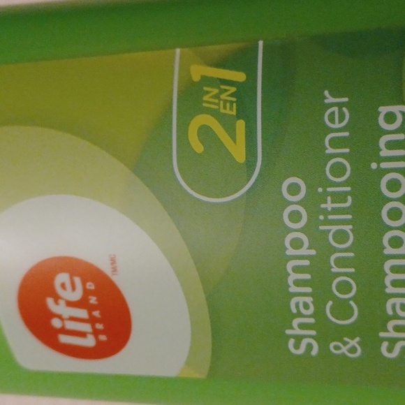 $4 Add-on New 2in1 Shampoo & Conditioner For Normal Hair - Picture 3 of 7